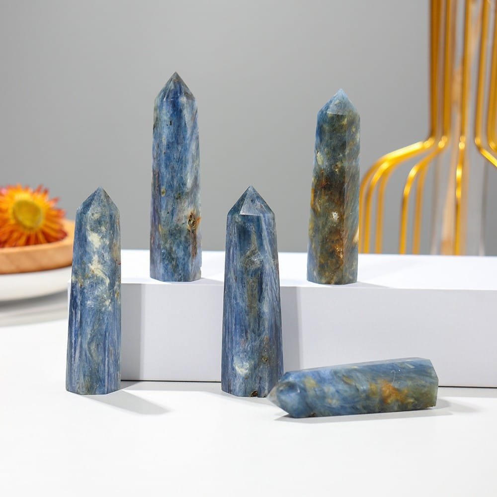 Kyanite Tower 3.94 in