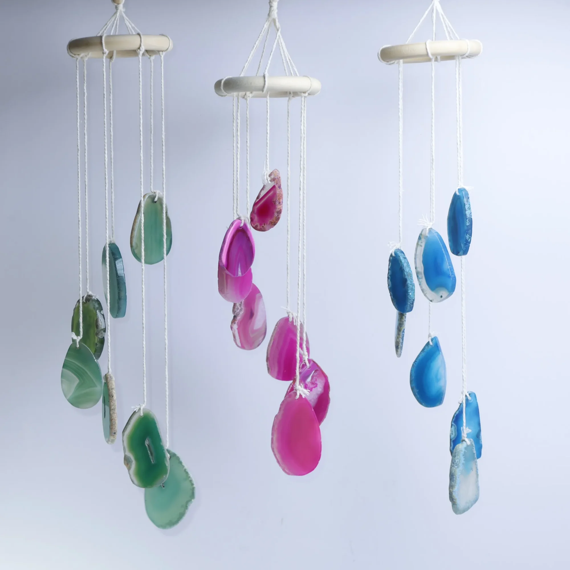 3-Color Natural Agate Slice Wind Chimes 13.8 in (7 Slices per Chime)-017017502-0