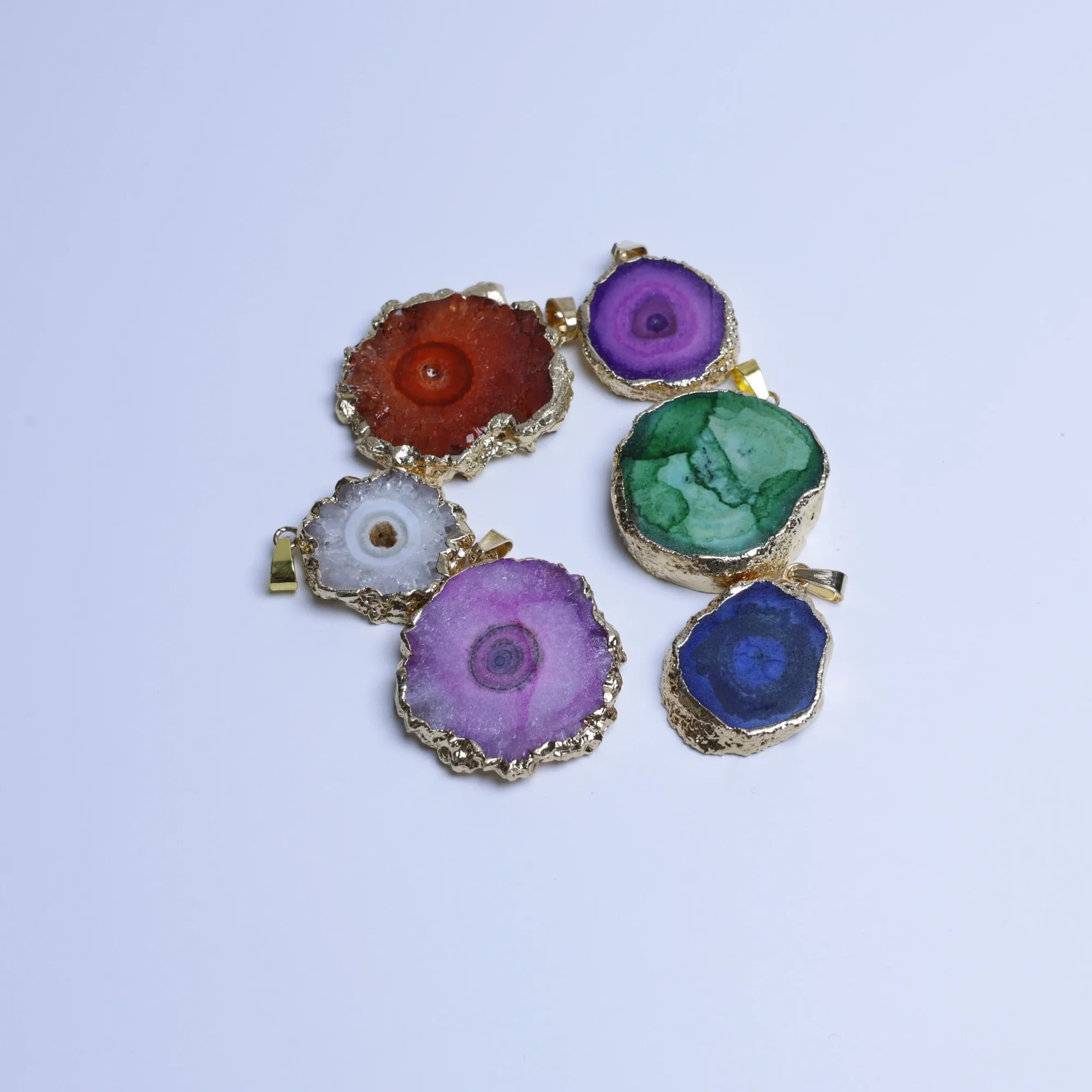 6-Color Small Agate Geode Slice Pendants-030014701