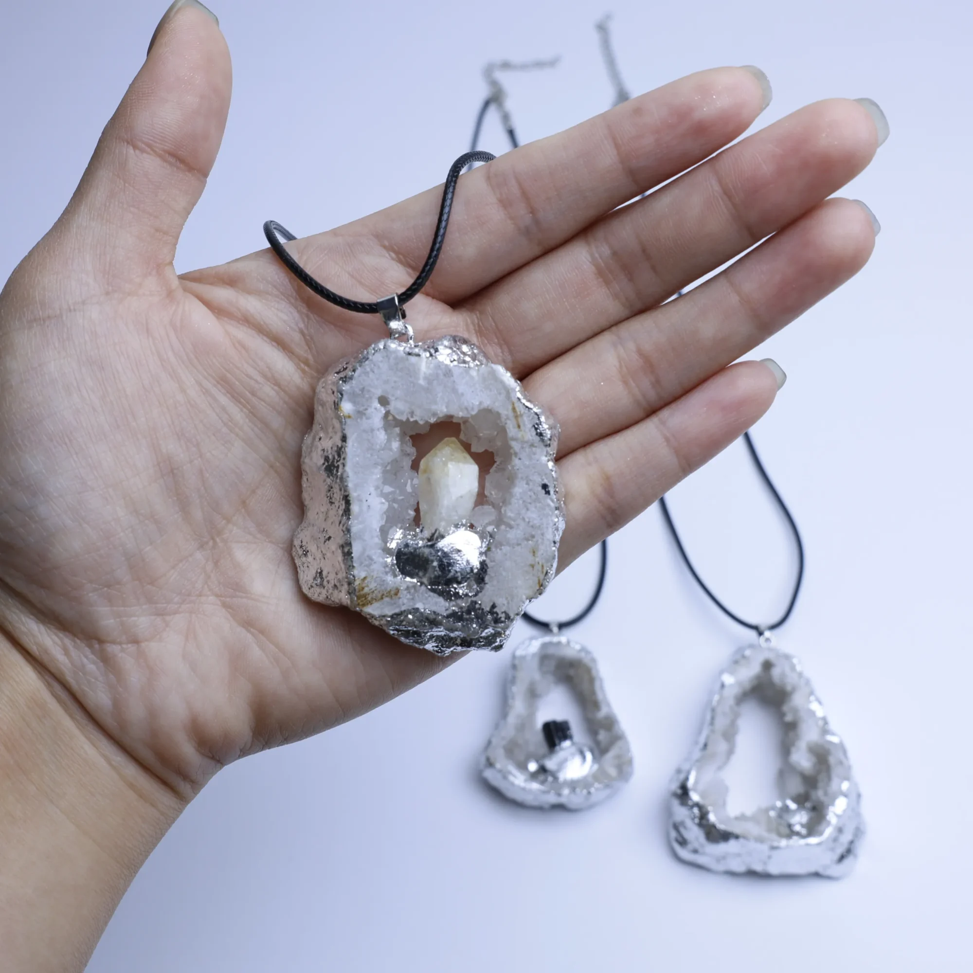 Agate Geode Slice Pendant with Silver-Plated Edge & Inlaid Crystal-028014701-0