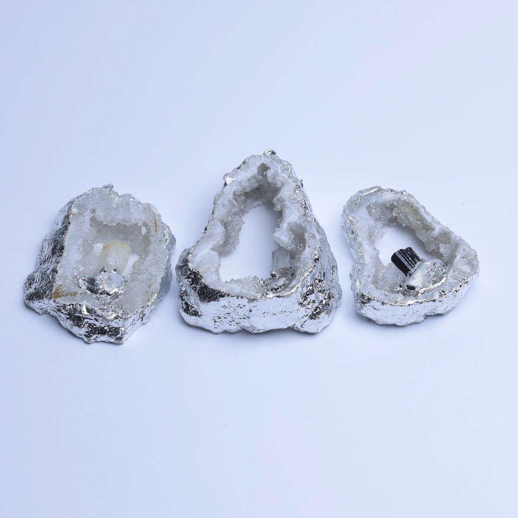 Agate Geode Slice Pendant with Silver-Plated Edge & Inlaid Crystal-028014701