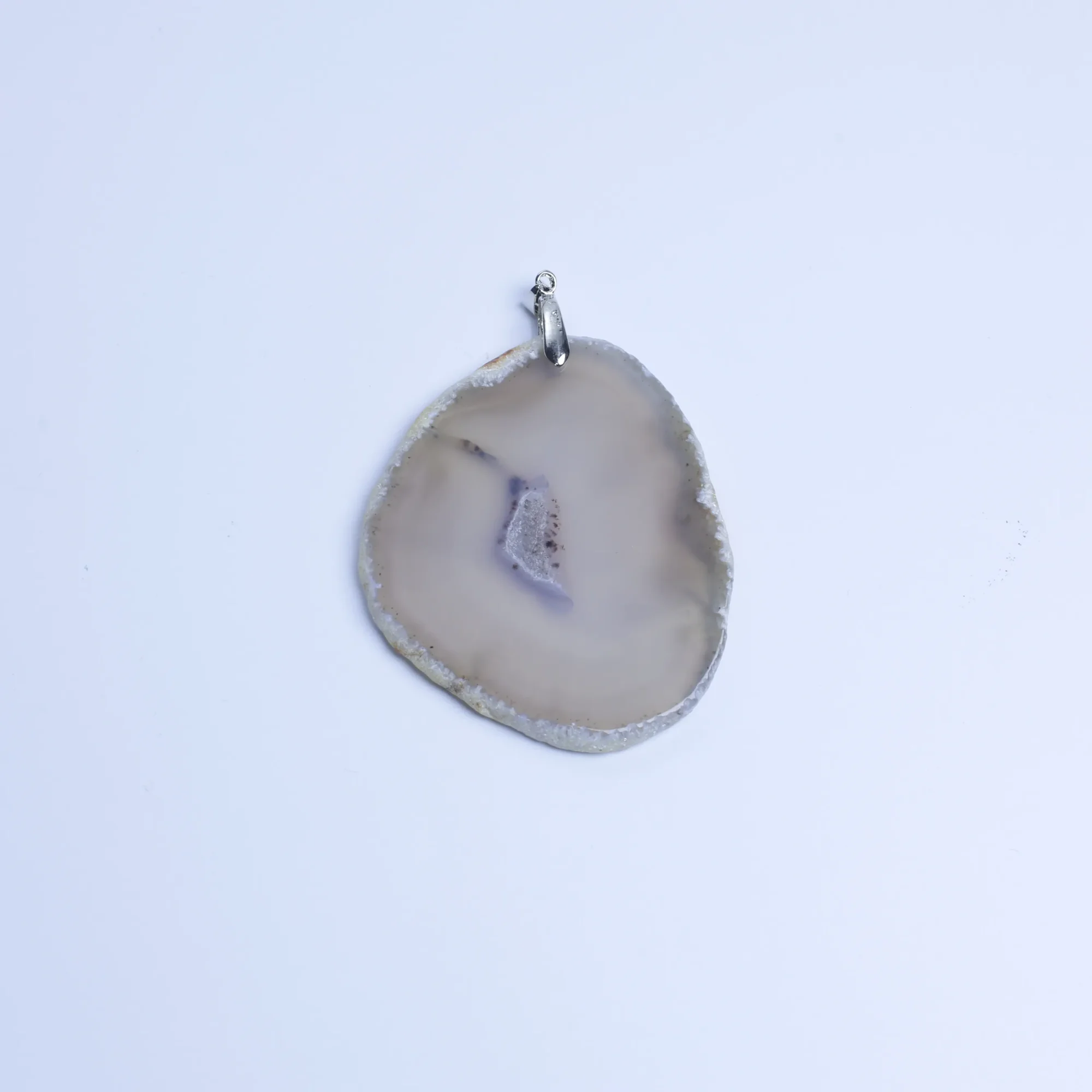 Beige-Color Agate Slice Pendants-02701470108
