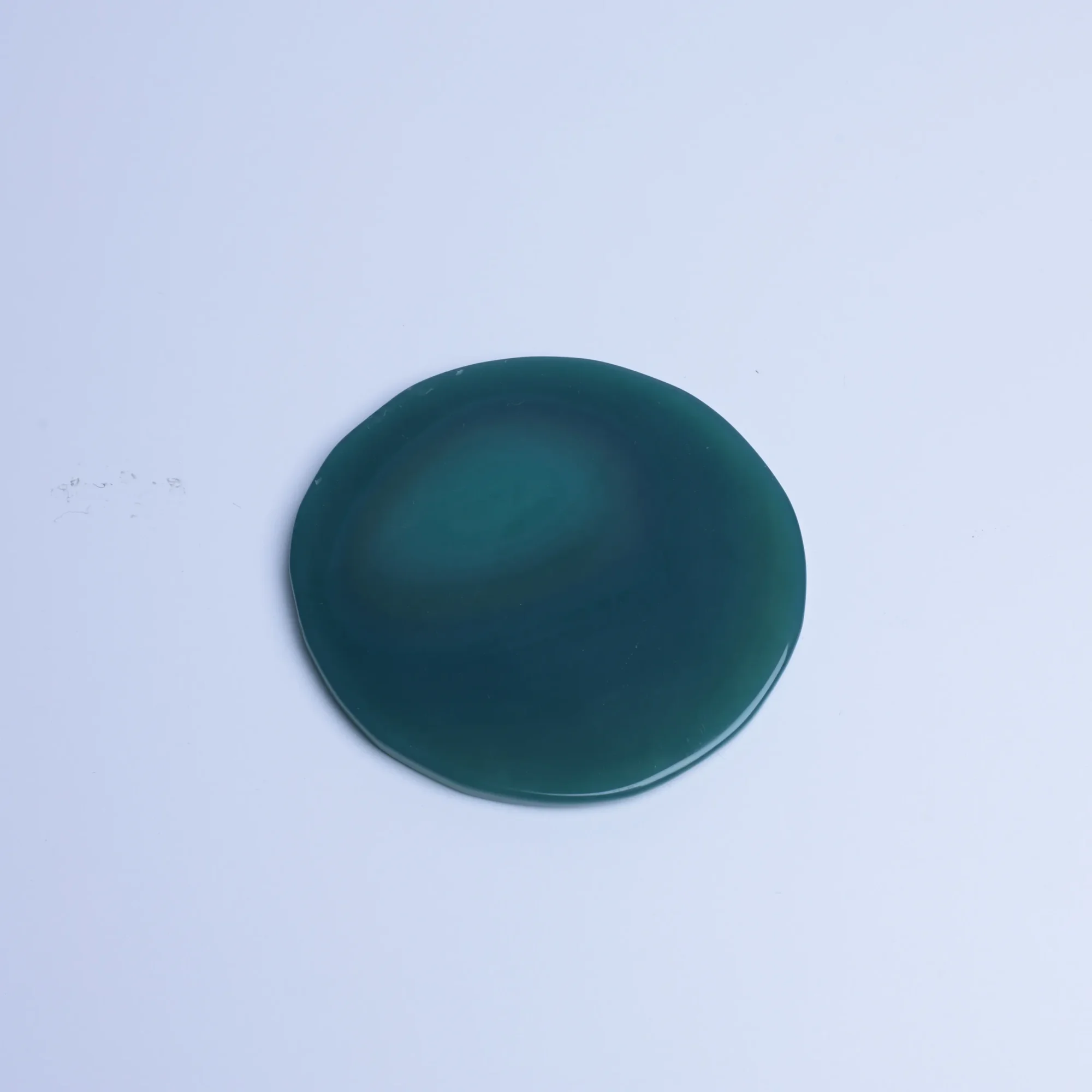 Green-Color Crystal Agate Slices (2.6–3.3 in)-01501790103