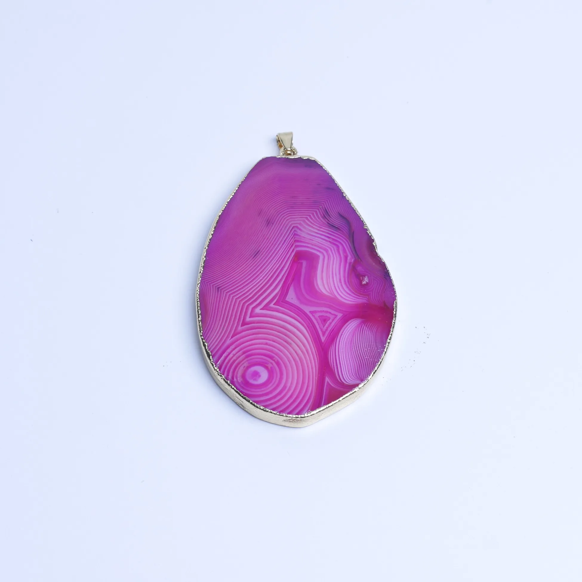 Magenta-Color Agate Slice Pendant with Gold-Plated Edge-02901470205