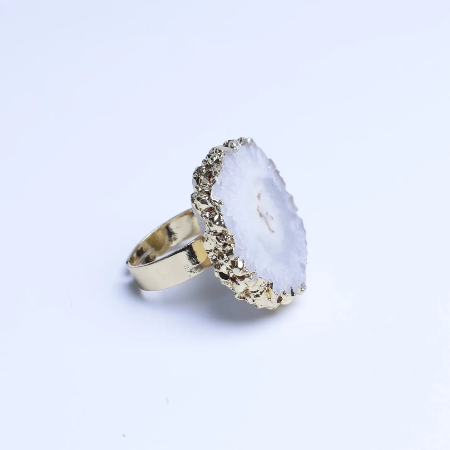 White-Color Agate Geode Slice Adjustable Ring with Gold-Plated Edge-03401130101